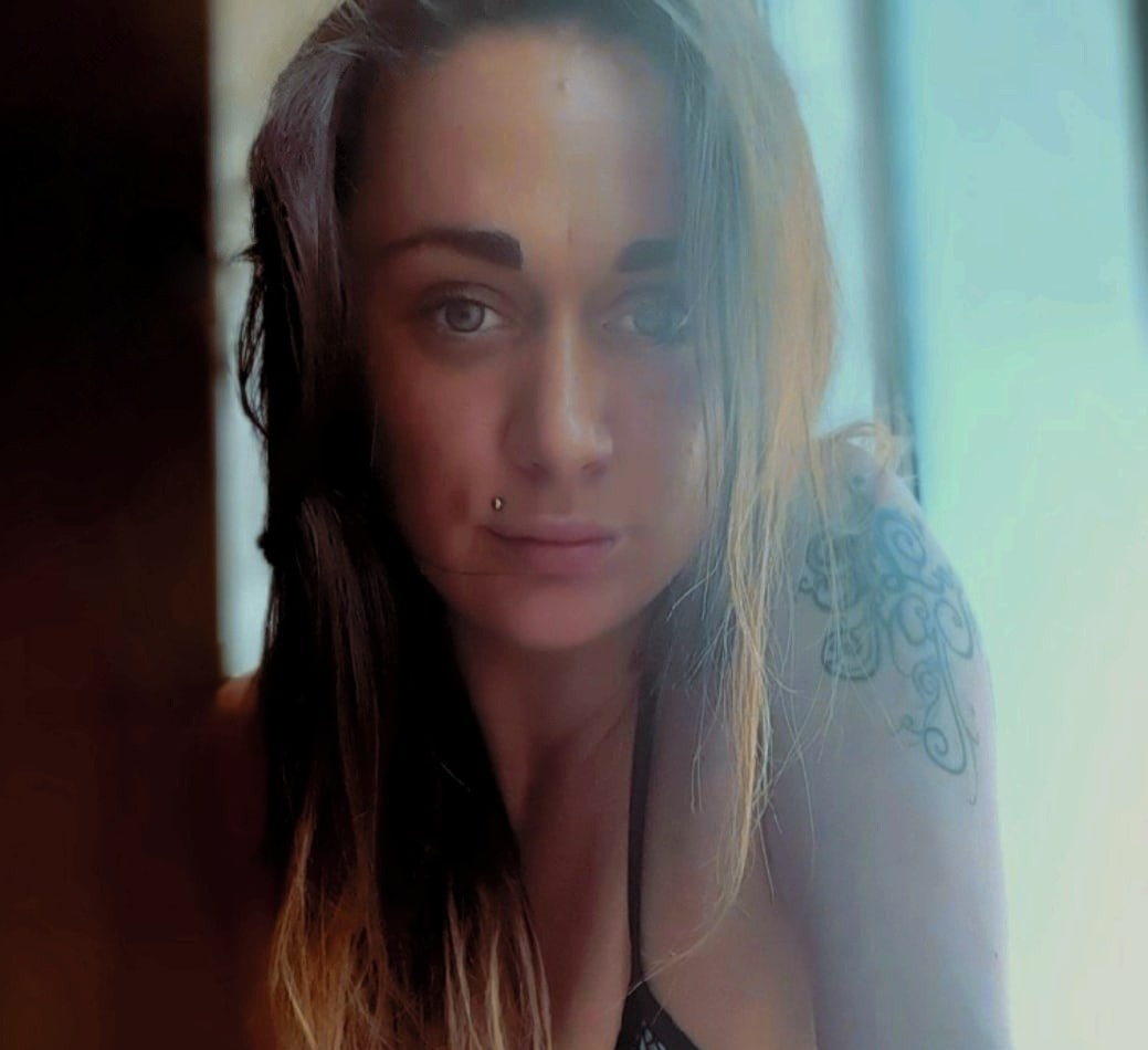 Светлана привлекальеная девушка из Оленовки цена от 3000 руб