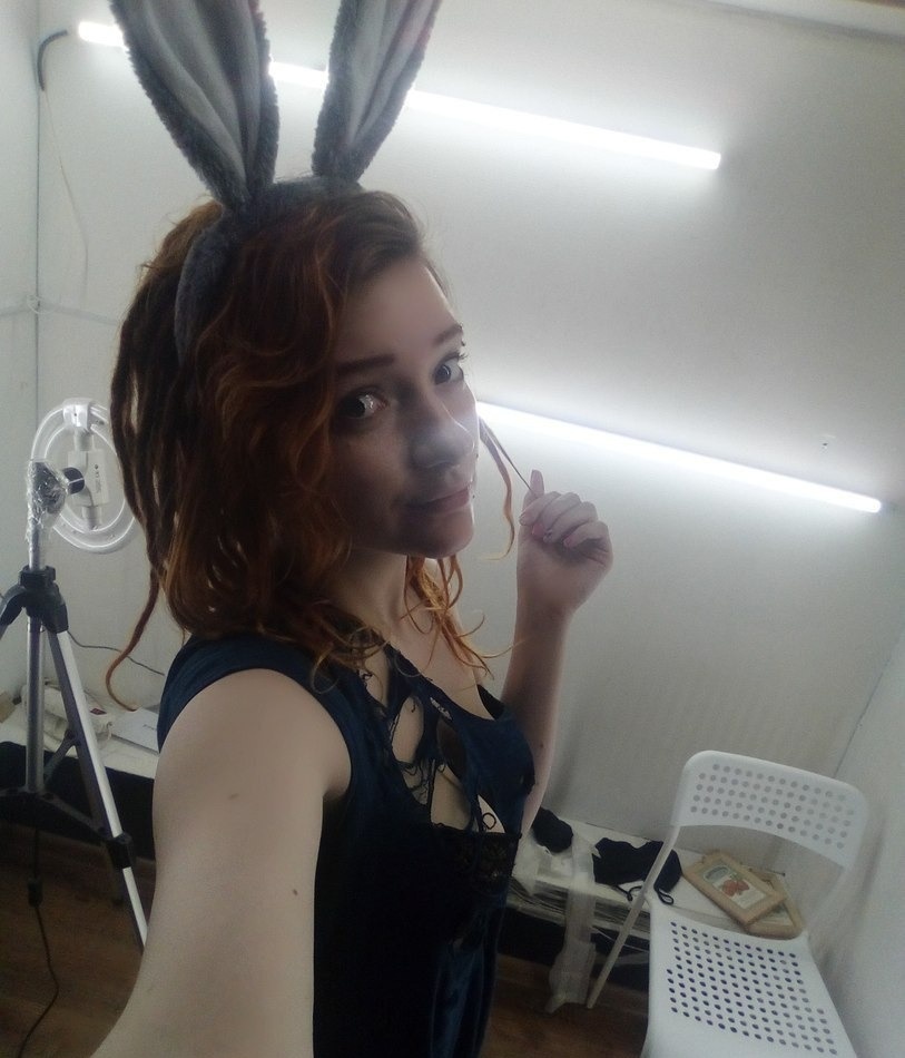 Оксана привлекальеная девушка из Оленовки цена от 3000 руб