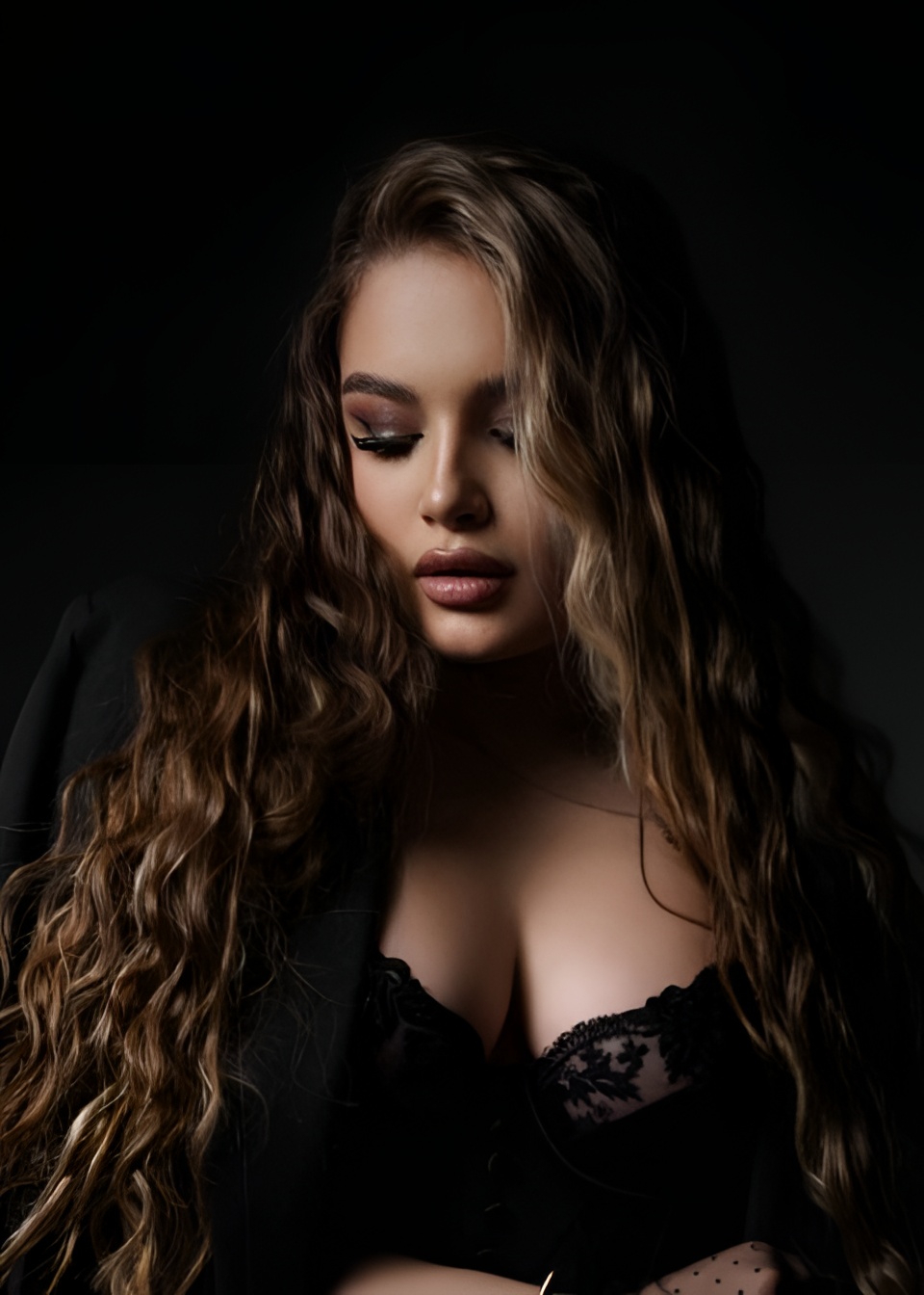 Яна привлекательная девушка из Оленовки цена от 5000 руб