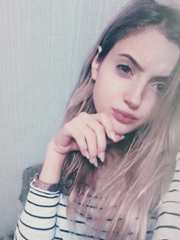 Эльза привлекательная девушка из Оленовки цена от 3500 руб