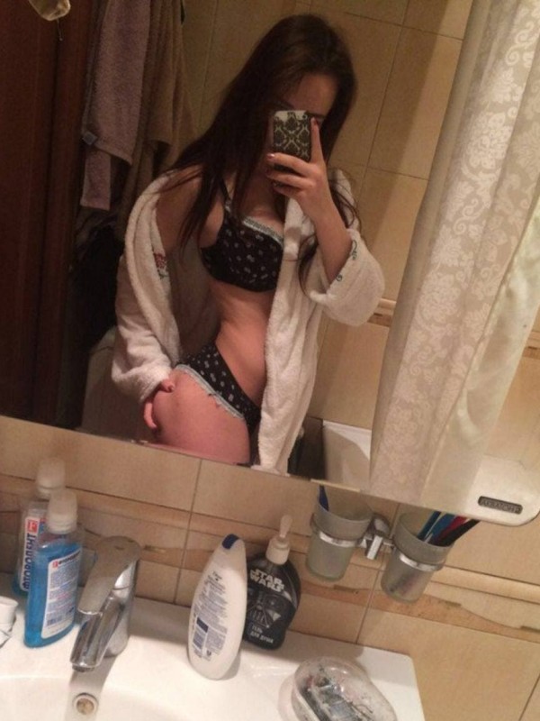 Светка привлекательная девушка из Оленовки цена от 3000 руб