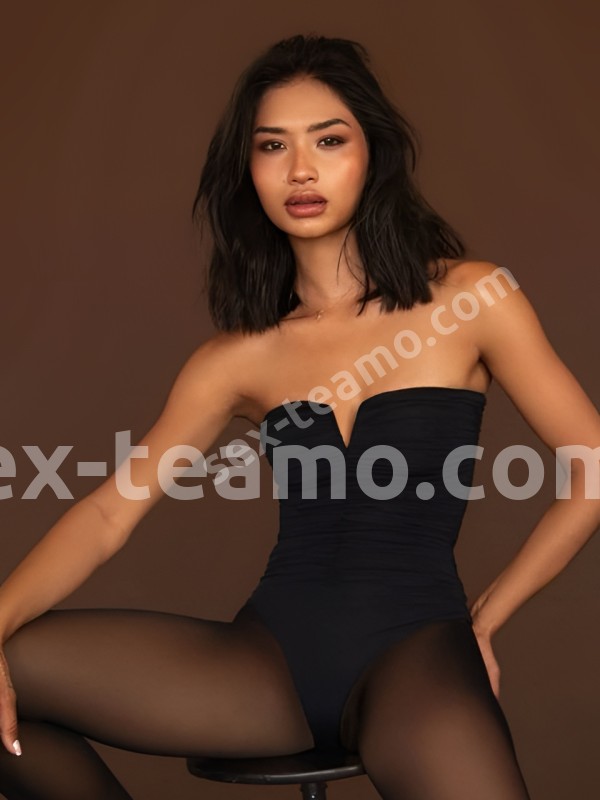 Мия из Оленовки